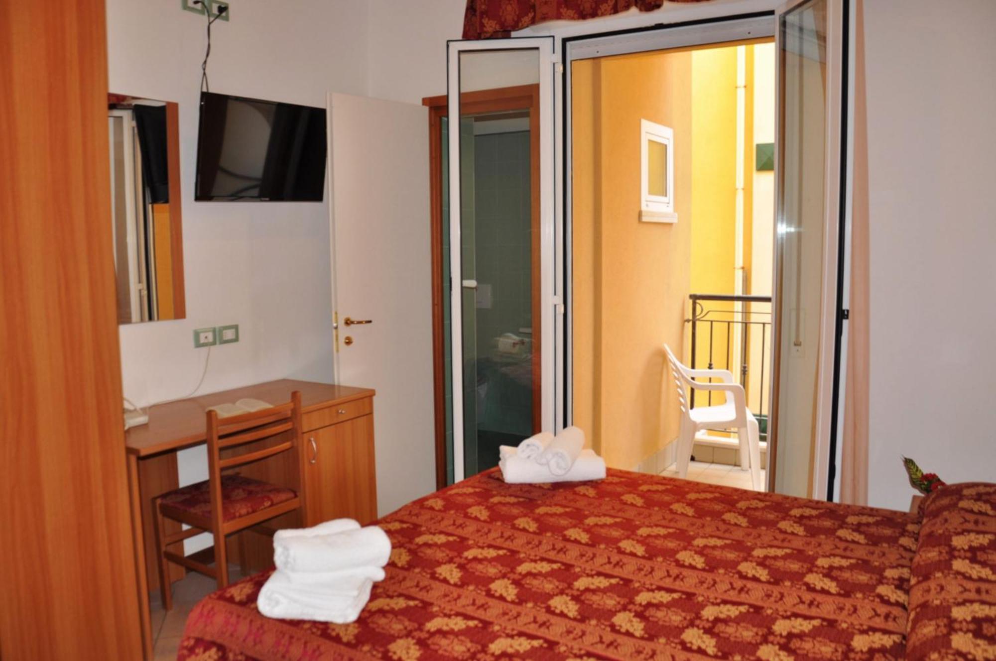 Hotel Belvedere Misano Adriatico Dış mekan fotoğraf